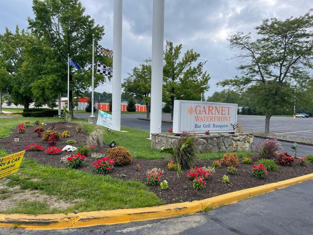 Travelodge By Wyndham Indianapolis Speedway エクステリア 写真